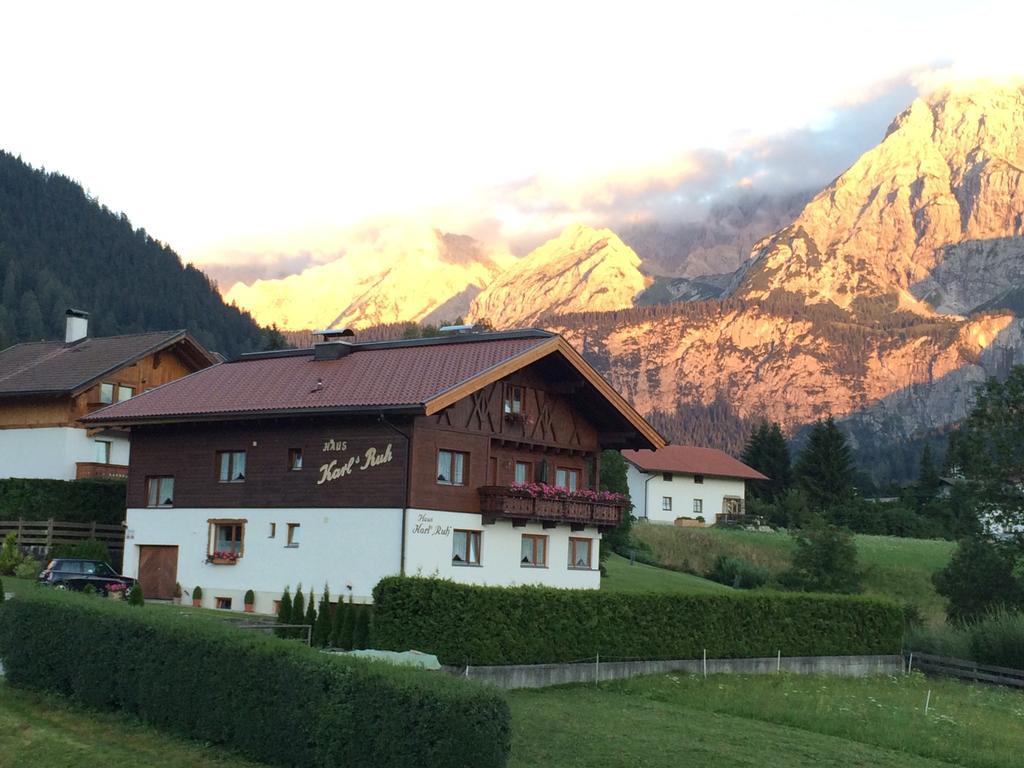 Haus Karl'S Ruh Bed and Breakfast Ehrwald Eksteriør billede